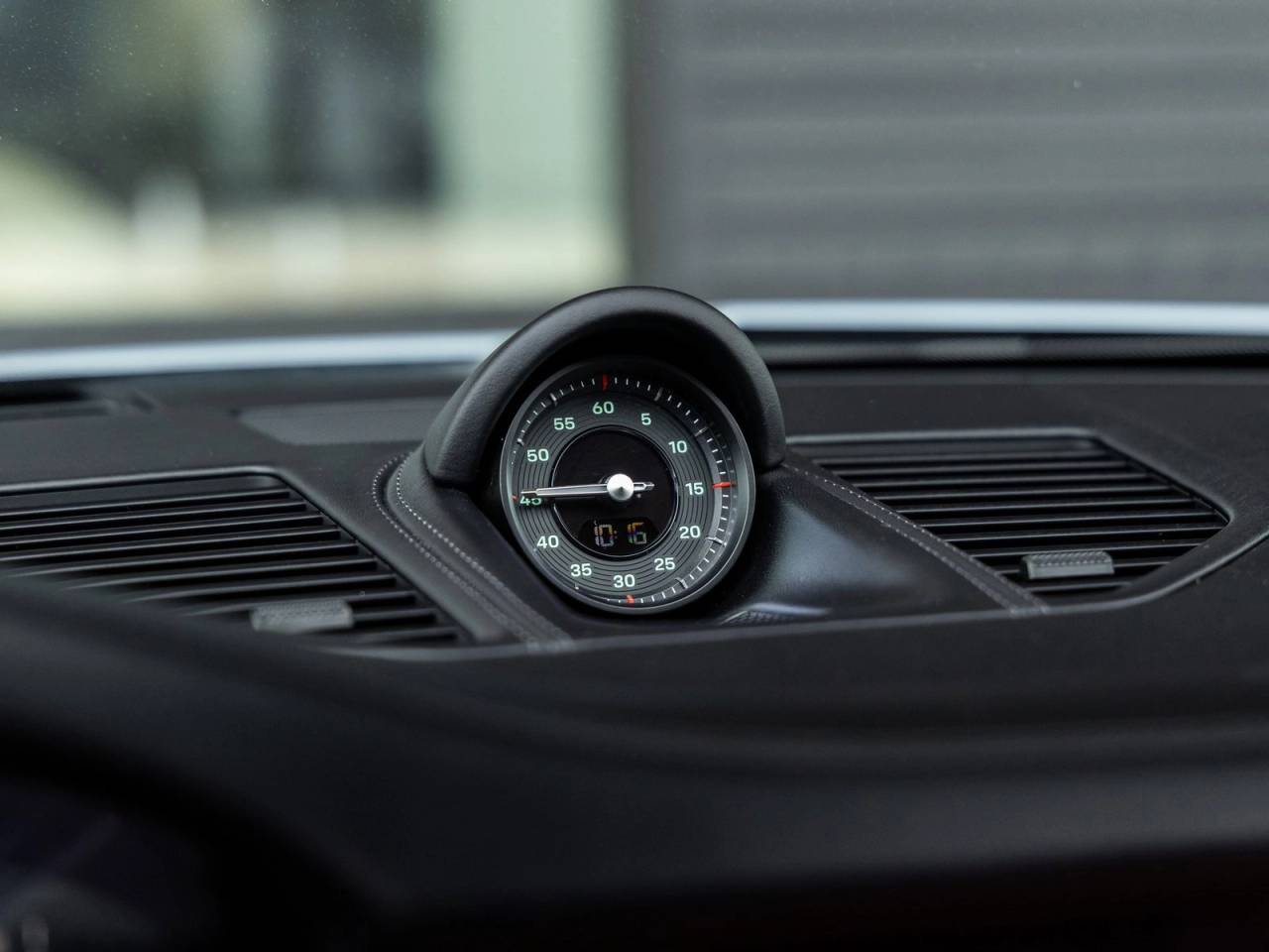 2024 Porsche 911 911 S/T