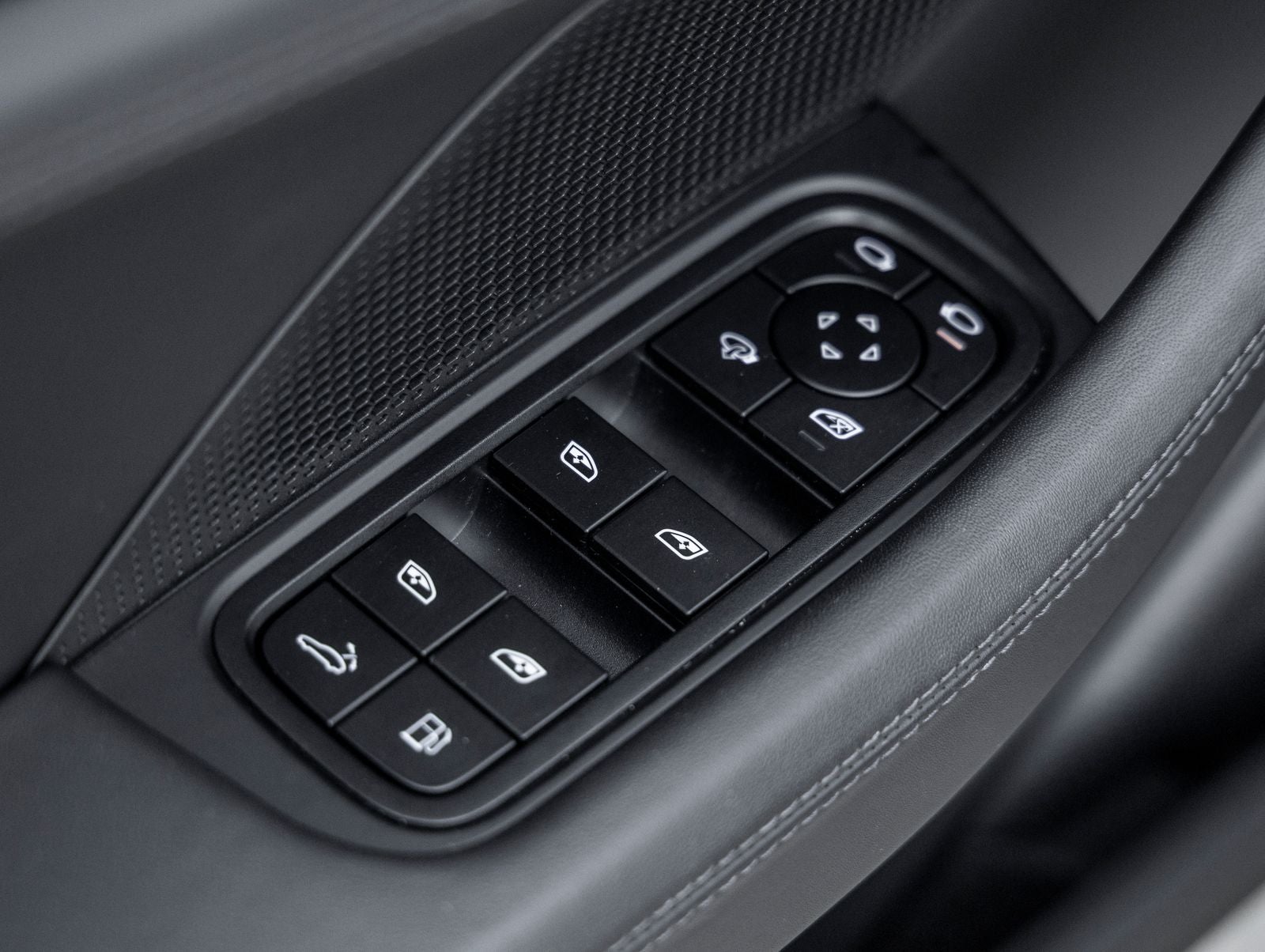 2025 Porsche Panamera E-Hybrid Panamera Turbo E-Hybrid