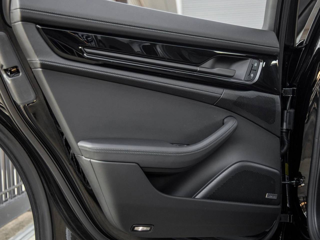 2025 Porsche Panamera E-Hybrid Panamera Turbo E-Hybrid