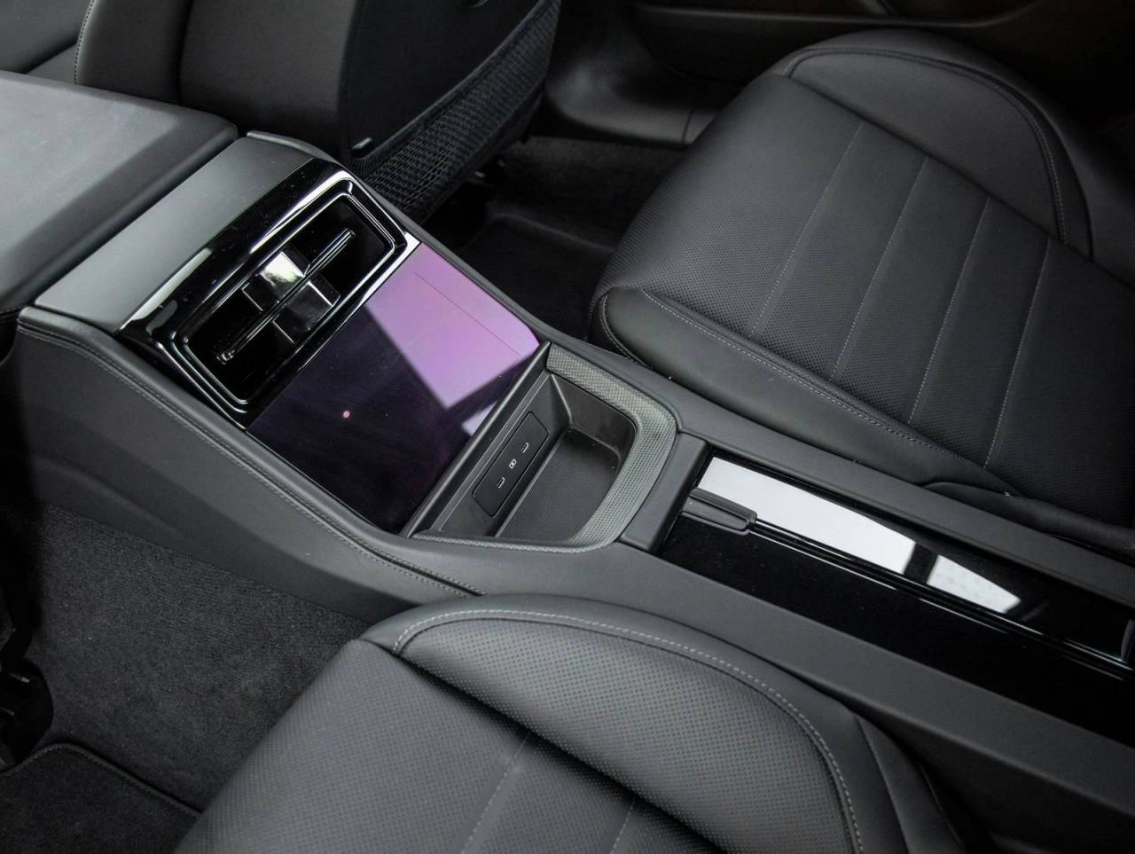 2025 Porsche Panamera E-Hybrid Panamera Turbo E-Hybrid