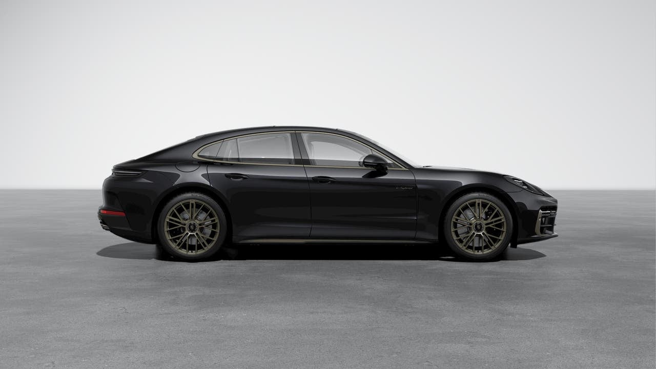 2026 Porsche Panamera Panamera Turbo E-Hybrid