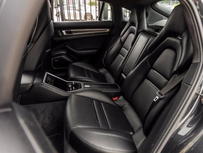 2020 Porsche Panamera GTS