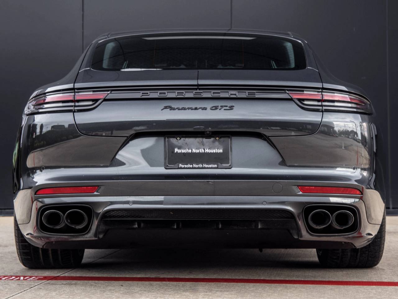 2020 Porsche Panamera Panamera GTS