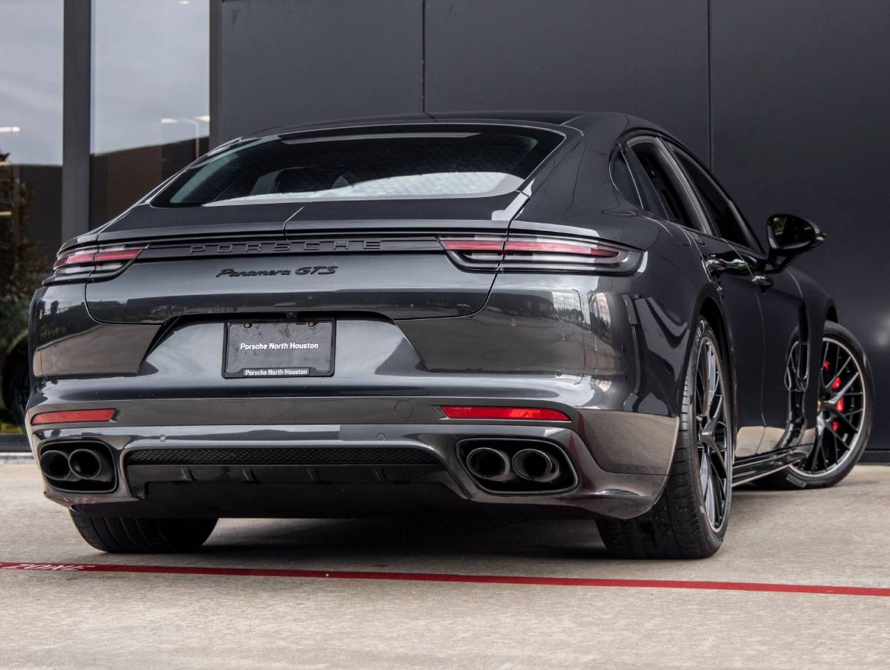 2020 Porsche Panamera Panamera GTS