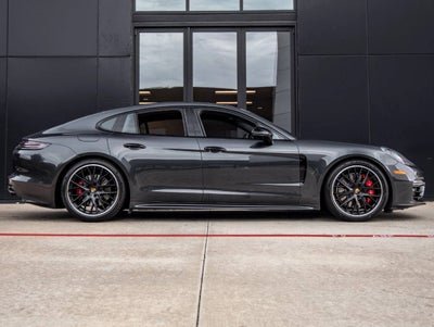 2020 Porsche Panamera Panamera GTS