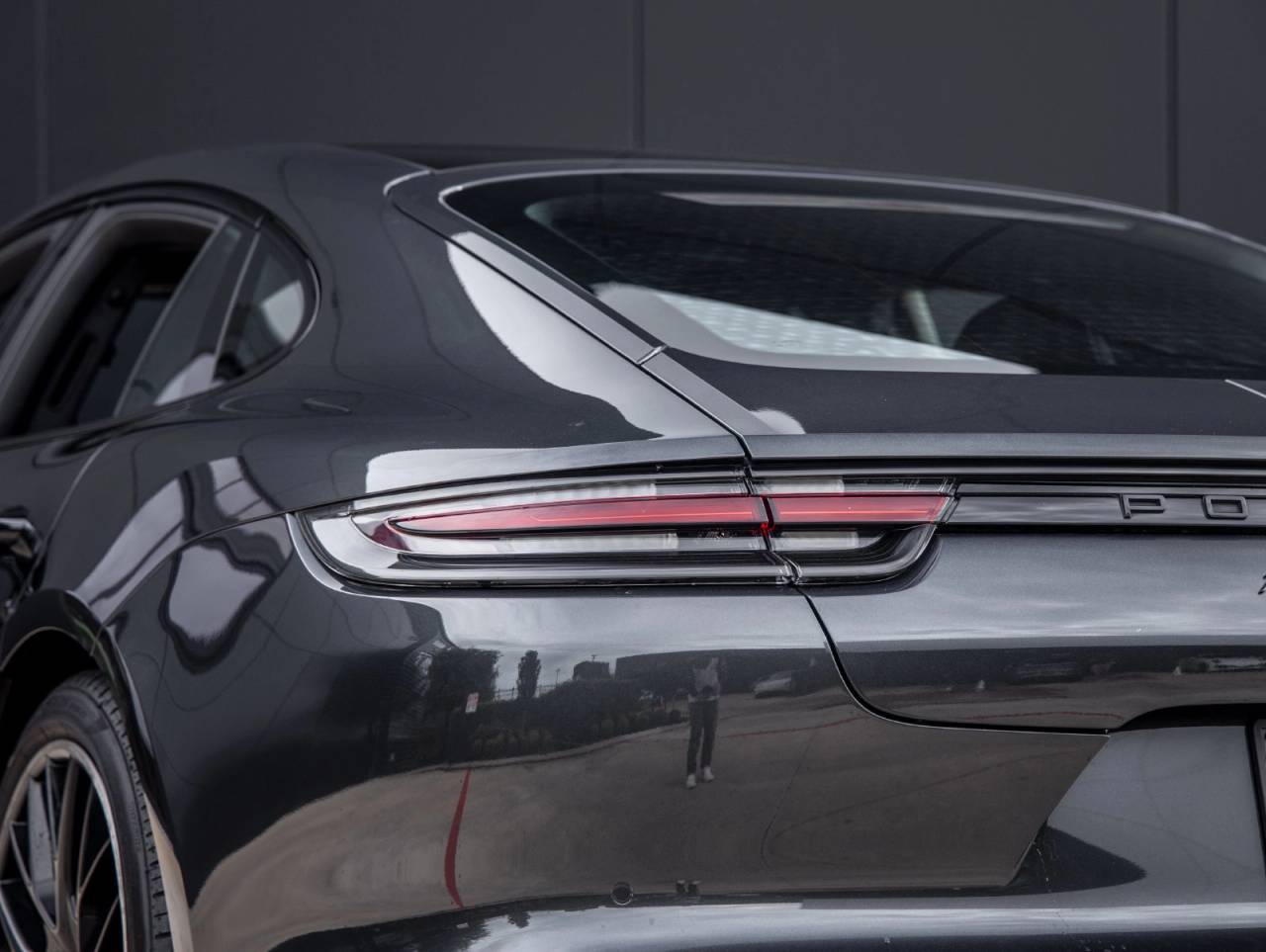 2020 Porsche Panamera Panamera GTS