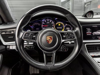 2020 Porsche Panamera Panamera GTS