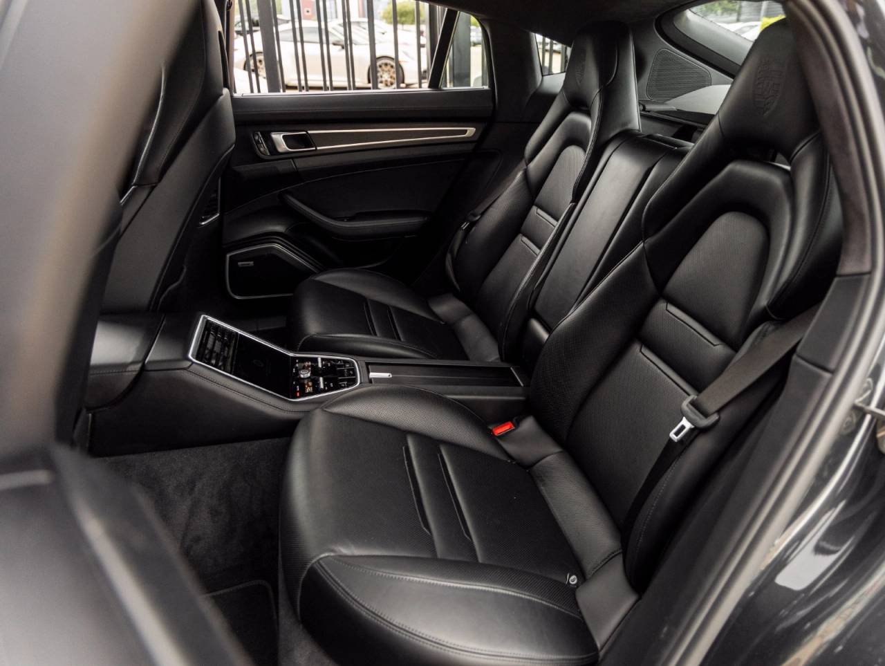 2020 Porsche Panamera Panamera GTS