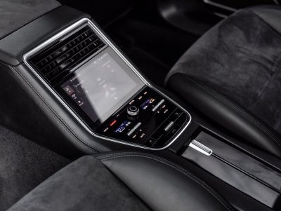 2022 Porsche Panamera Panamera GTS