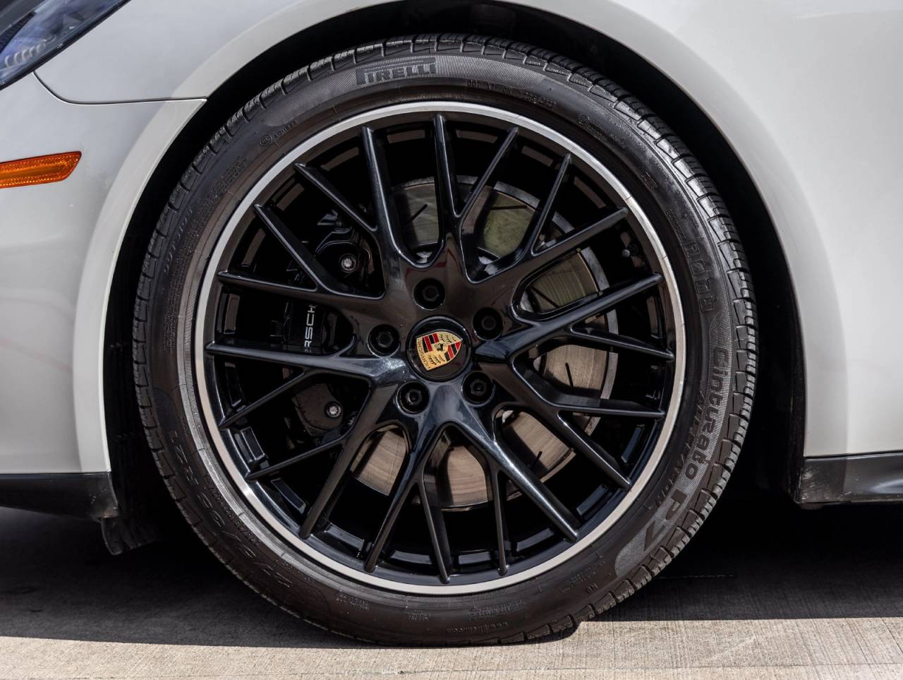 2022 Porsche Panamera Panamera GTS