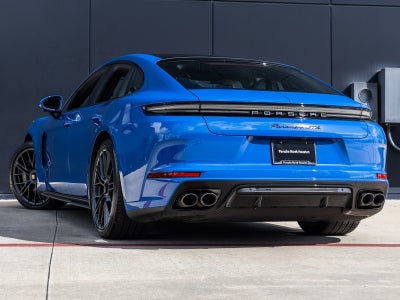 2025 Porsche Panamera Panamera GTS