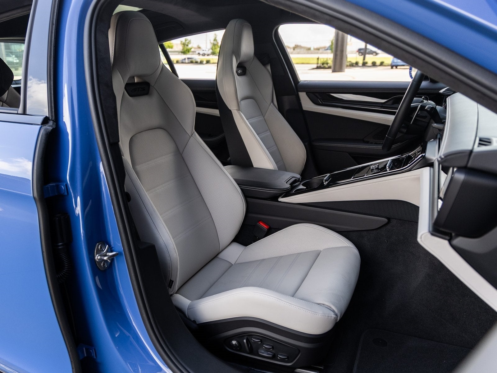 2025 Porsche Panamera Panamera GTS