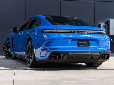 2025 Porsche Panamera Panamera GTS