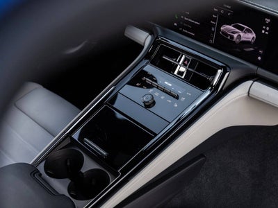 2025 Porsche Panamera Panamera GTS