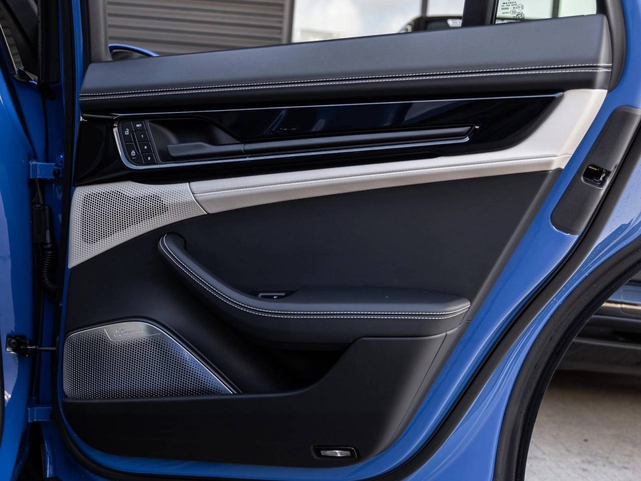 2025 Porsche Panamera Panamera GTS