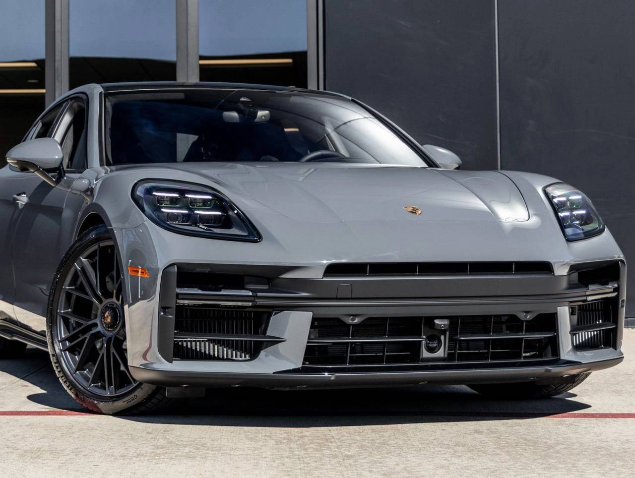 2026 Porsche Panamera GTS