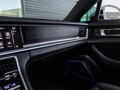 2023 Porsche Panamera Panamera 4 Platinum Edition