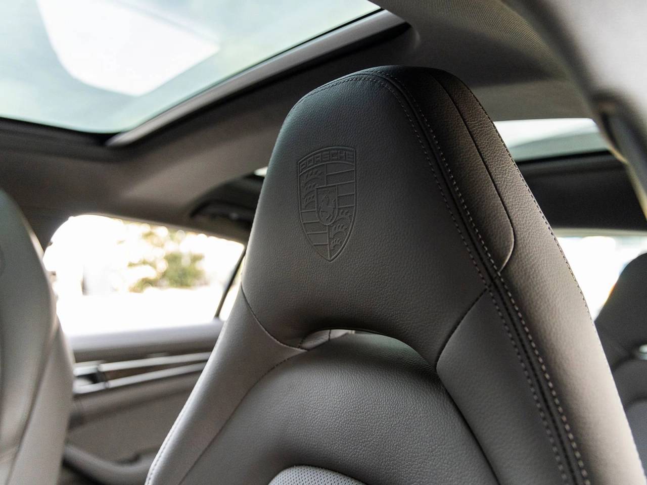 2023 Porsche Panamera Platinum Edition