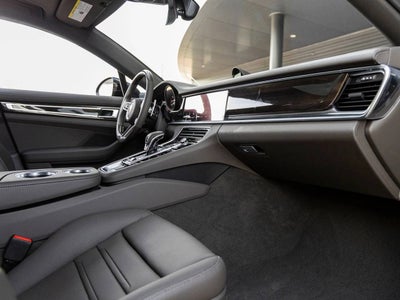 2023 Porsche Panamera Platinum Edition
