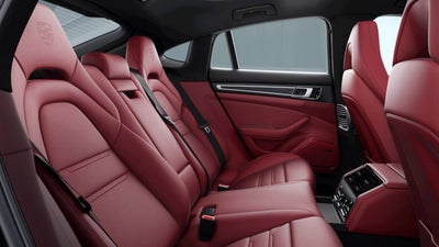 2023 Porsche Panamera 4 Platinum Edition