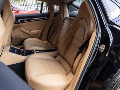 2023 Porsche Panamera Panamera 4 Platinum Edition