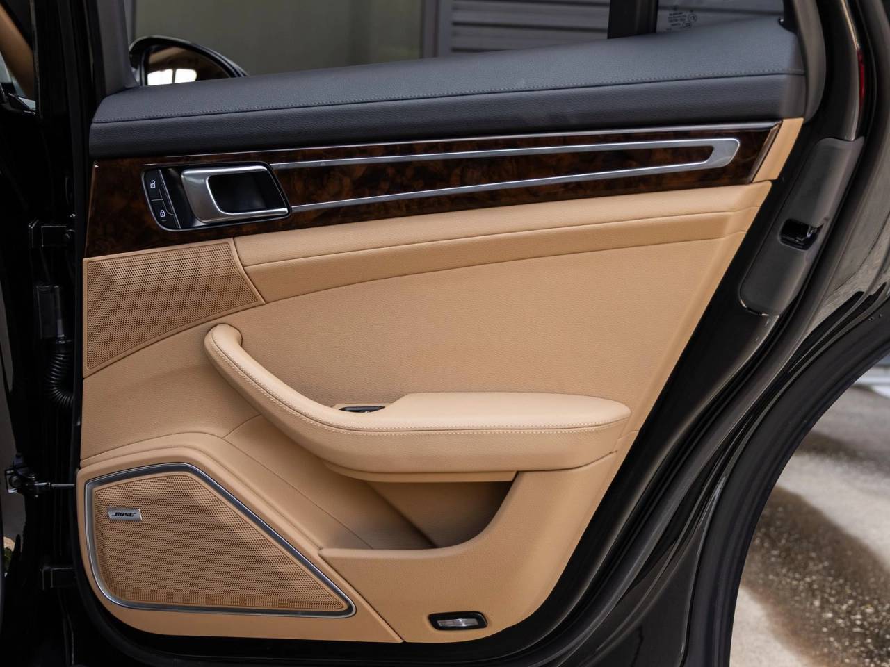 2023 Porsche Panamera Panamera 4 Platinum Edition