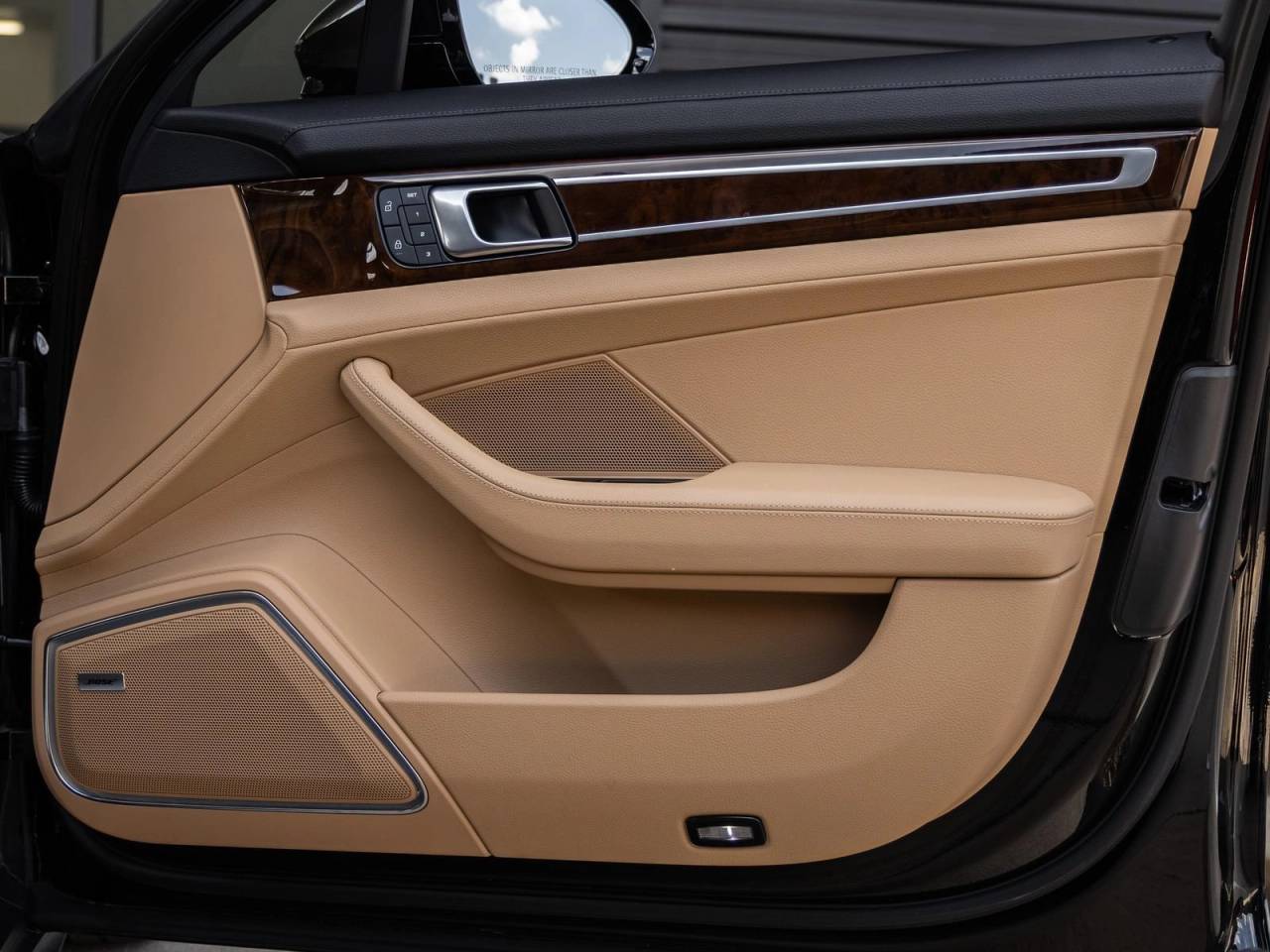 2023 Porsche Panamera Panamera 4 Platinum Edition