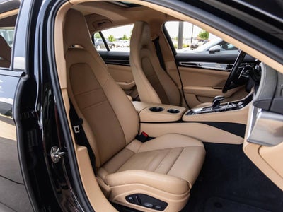 2023 Porsche Panamera Panamera 4 Platinum Edition