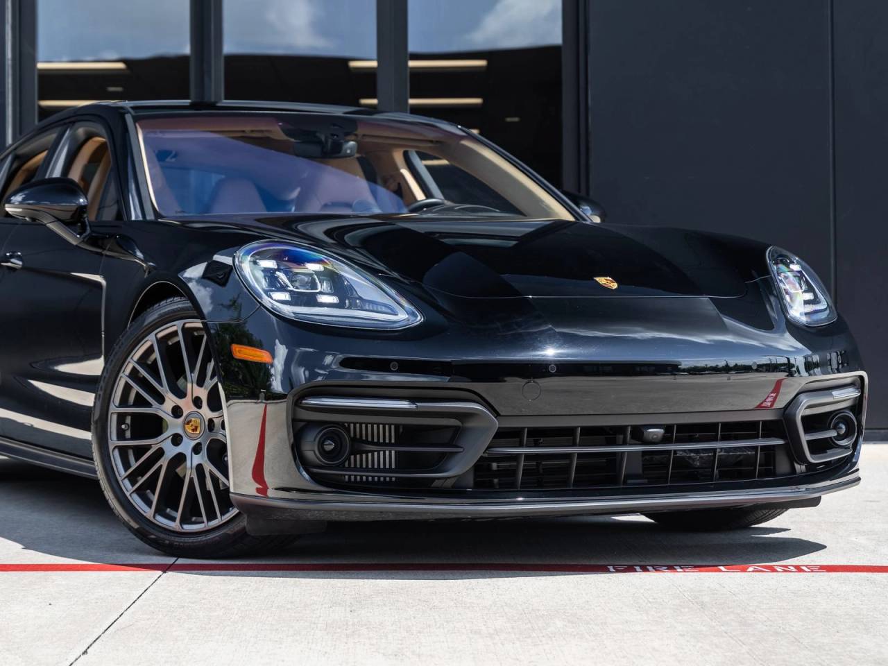 2023 Porsche Panamera Panamera 4 Platinum Edition
