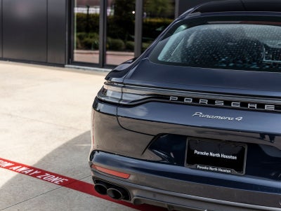 2023 Porsche Panamera Panamera 4 Platinum Edition (MY23)