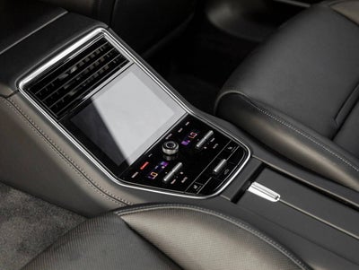 2023 Porsche Panamera Panamera 4 Platinum Edition (MY23)