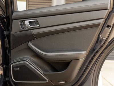 2023 Porsche Panamera Panamera 4 Platinum Edition (MY23)
