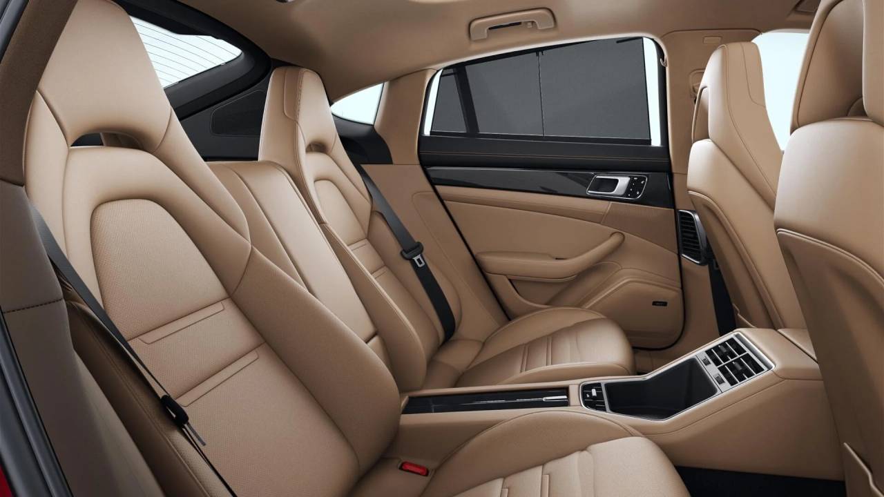 2021 Porsche Panamera RWD