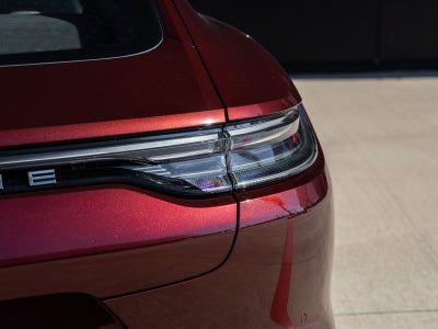 2022 Porsche Panamera 4