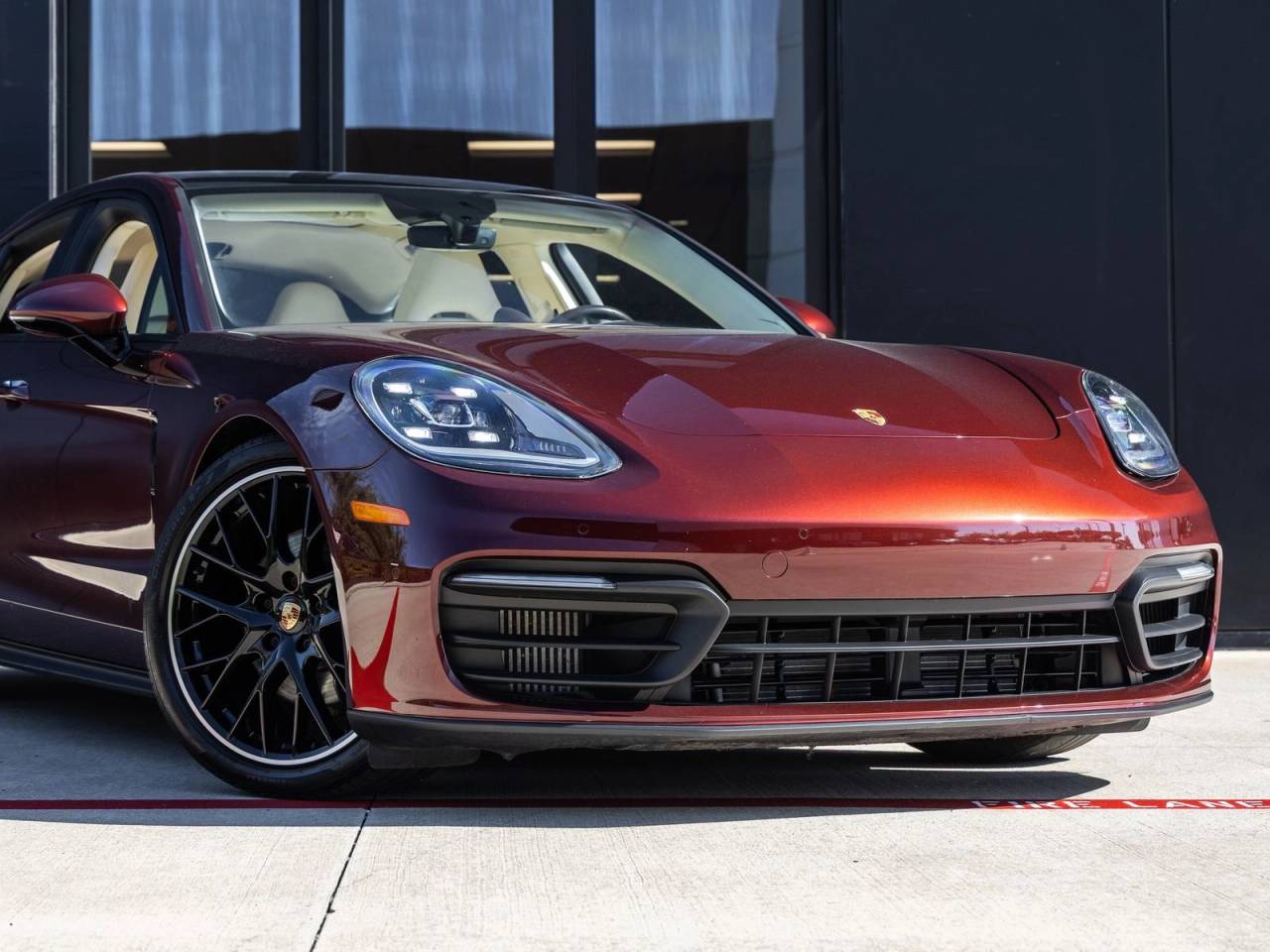 2022 Porsche Panamera 4