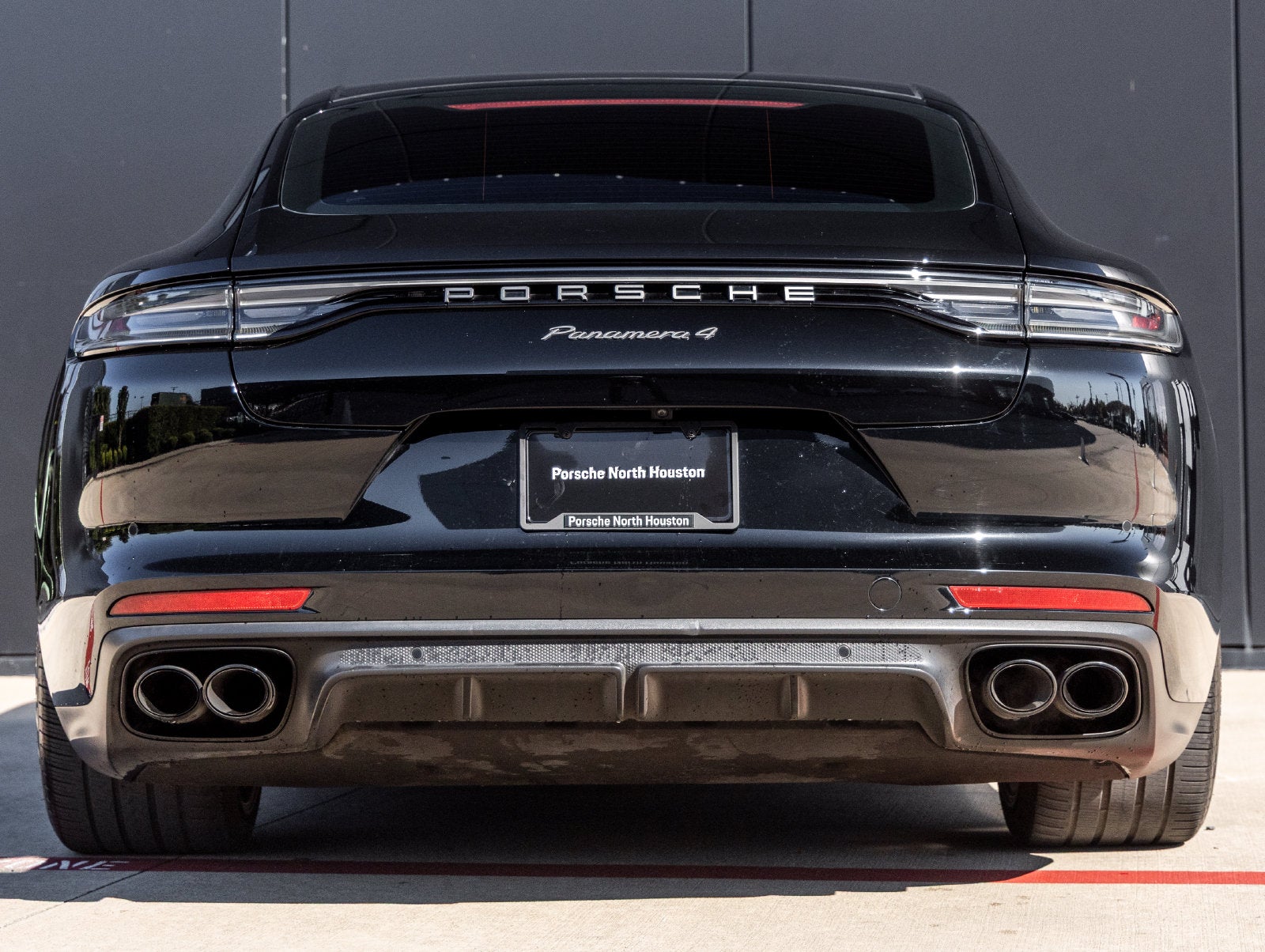 2023 Porsche Panamera Panamera 4 Platinum Edition