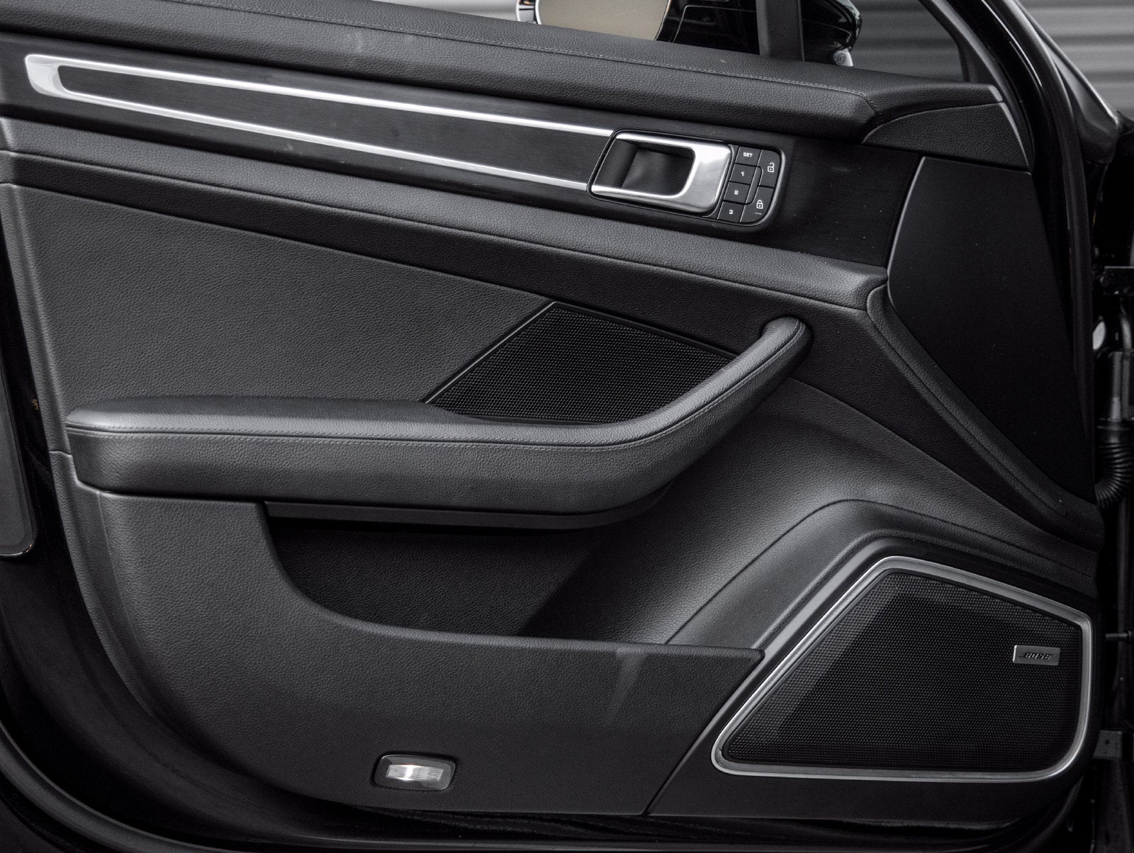 2023 Porsche Panamera Panamera 4 Platinum Edition