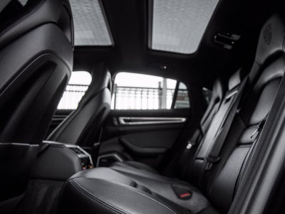 2023 Porsche Panamera Panamera 4 Platinum Edition