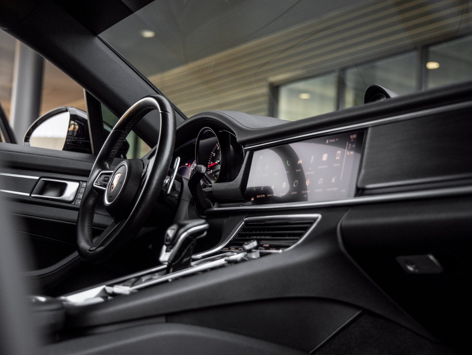 2023 Porsche Panamera Panamera 4 Platinum Edition