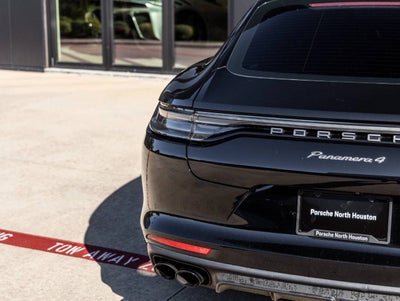 2023 Porsche Panamera Panamera 4 Platinum Edition