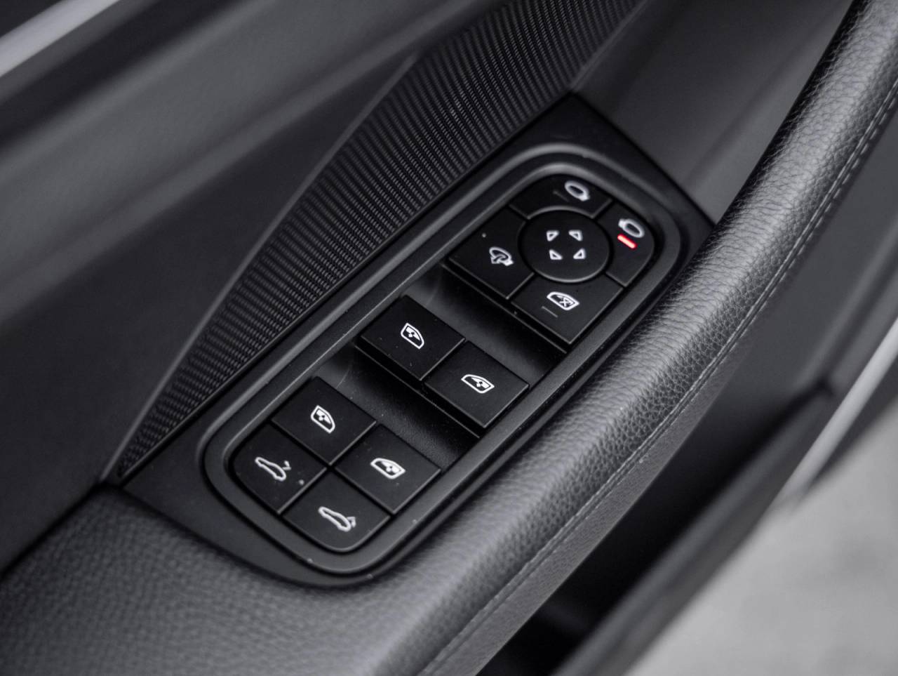 2023 Porsche Panamera Panamera 4 Platinum Edition