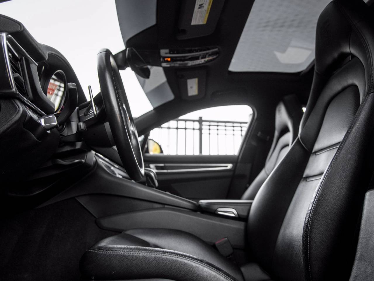 2023 Porsche Panamera Panamera 4 Platinum Edition