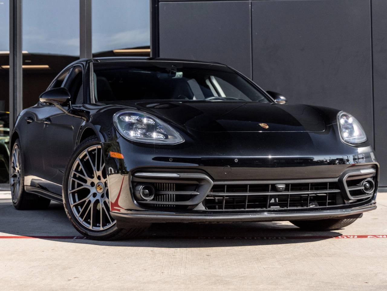 2023 Porsche Panamera Panamera 4 Platinum Edition