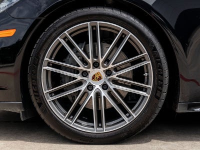 2020 Porsche Panamera Panamera 4S Executive