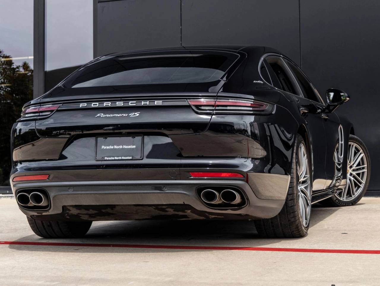 2020 Porsche Panamera Panamera 4S Executive