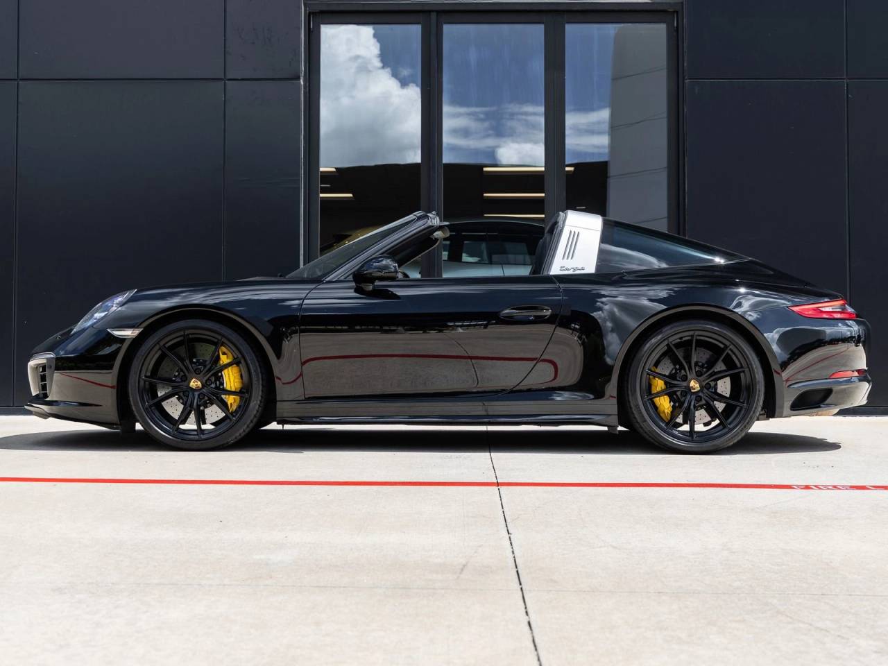 2017 Porsche 911 Targa 4S