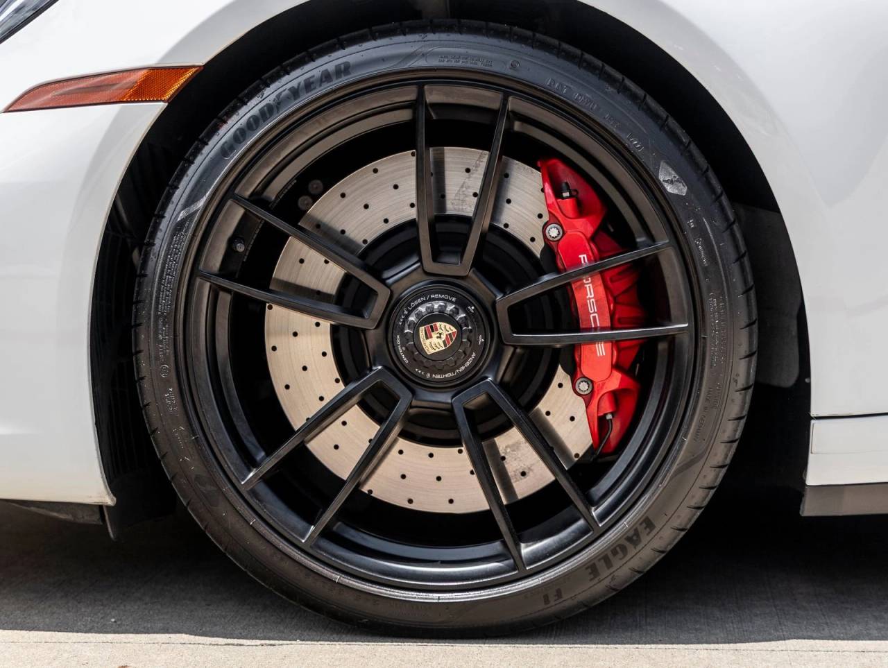 2022 Porsche 911 911 Targa 4 GTS (MY22)