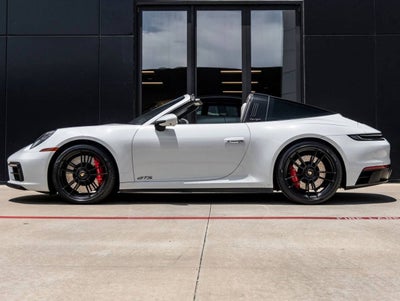 2022 Porsche 911 911 Targa 4 GTS (MY22)