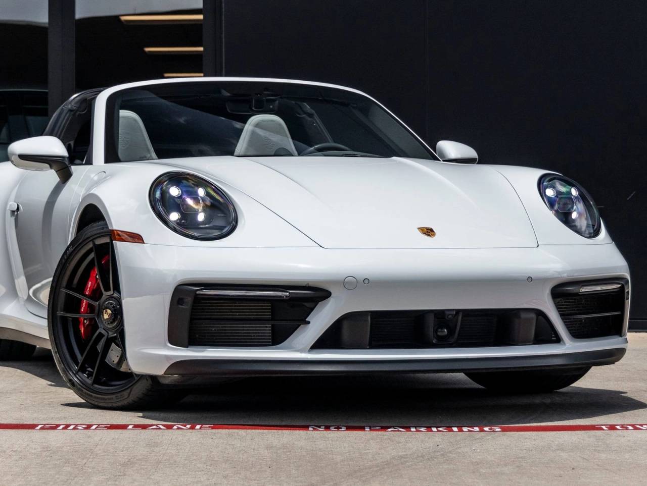 2022 Porsche 911 911 Targa 4 GTS (MY22)