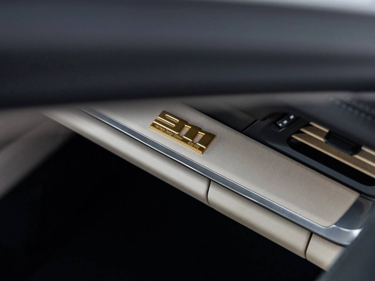 2021 Porsche 911 911 Targa 4S Heritage Design Edition (MY21)